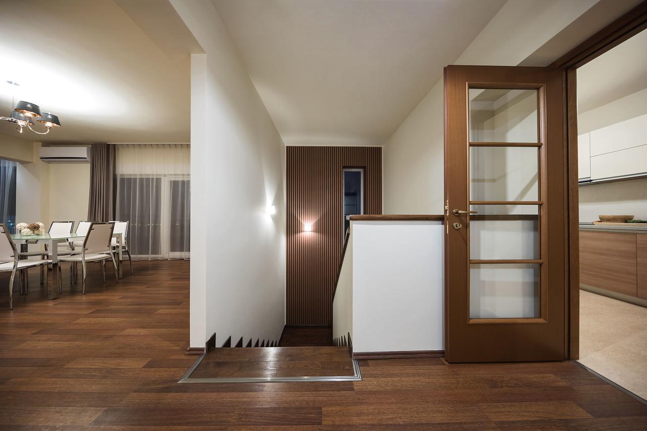 Penthouse Orhideea Aparthotel Bukares Bagian luar foto