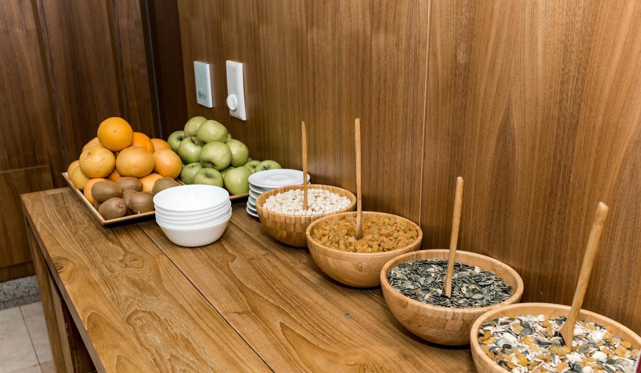 Penthouse Orhideea Aparthotel Bukares Bagian luar foto