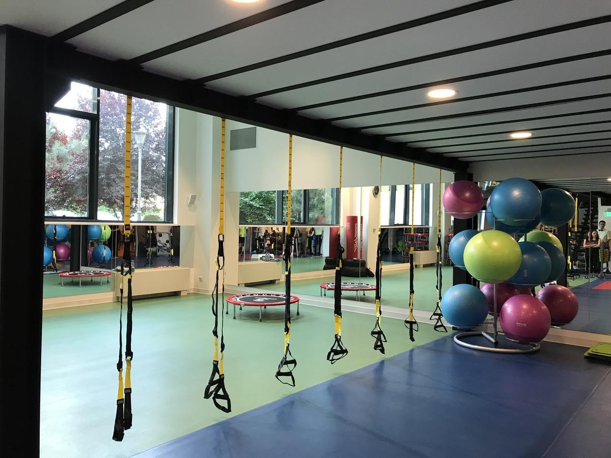 Penthouse Orhideea Aparthotel Bukares Bagian luar foto