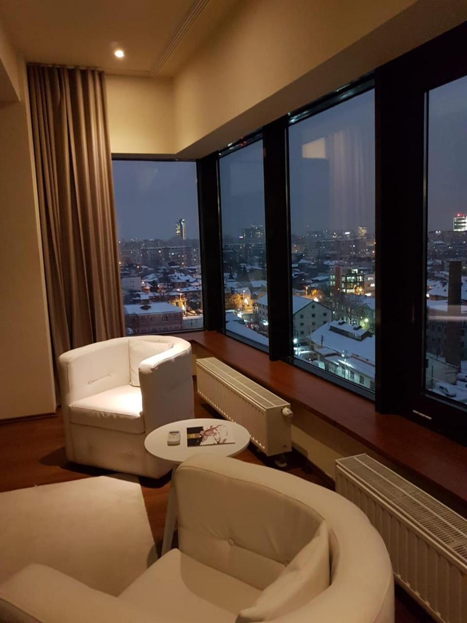 Penthouse Orhideea Aparthotel Bukares Bagian luar foto
