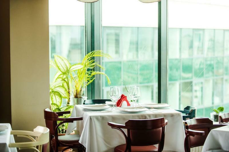 Penthouse Orhideea Aparthotel Bukares Bagian luar foto