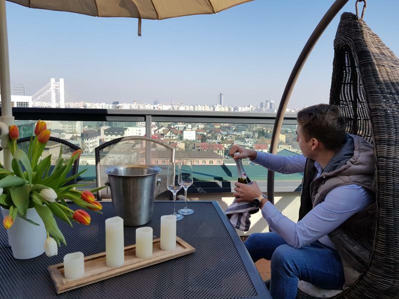 Penthouse Orhideea Aparthotel Bukares Bagian luar foto